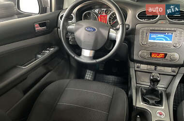 Универсал Ford Focus 2010 в 