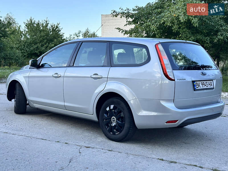 Универсал Ford Focus 2008 в Нетешине