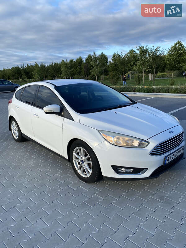 Хэтчбек Ford Focus 2015 в Киеве