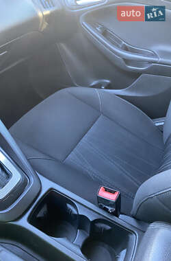Хэтчбек Ford Focus 2015 в 