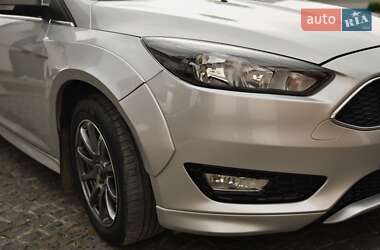 Седан Ford Focus 2013 в 
