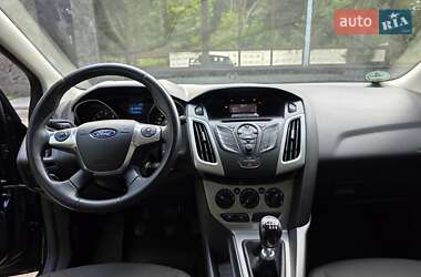 Универсал Ford Focus 2012 в 
