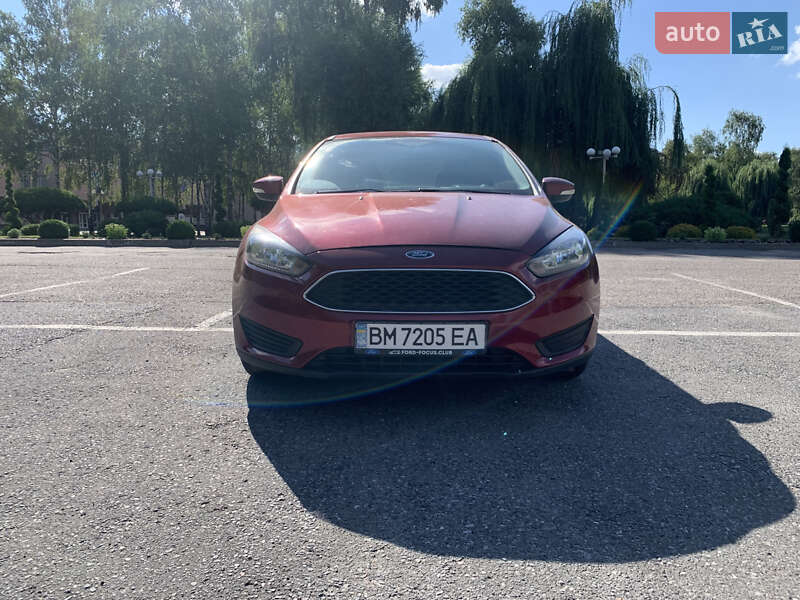 Седан Ford Focus 2015 в Сумах