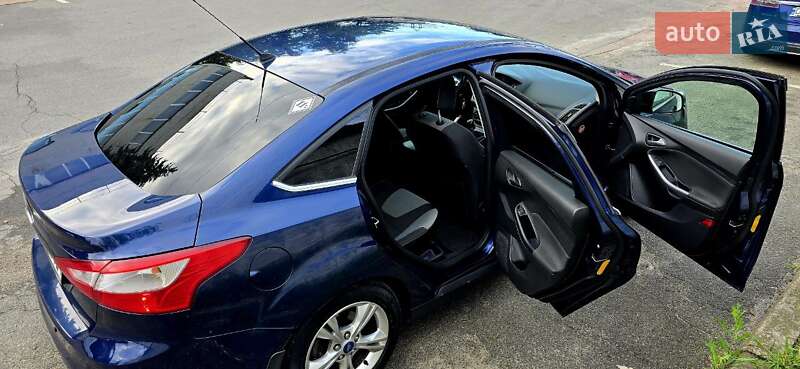 Седан Ford Focus 2012 в Киеве