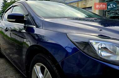 Седан Ford Focus 2012 в 