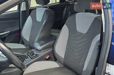 Седан Ford Focus 2012 в 