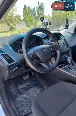 Седан Ford Focus 2018 в 