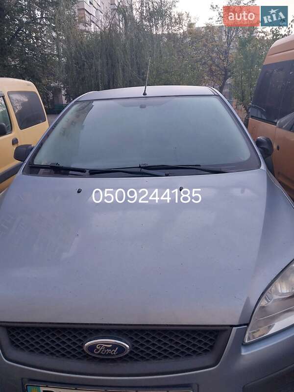 Седан Ford Focus 2006 в Киеве