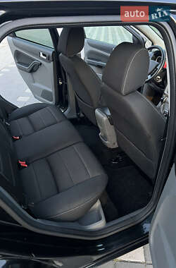 Универсал Ford Focus 2009 в 