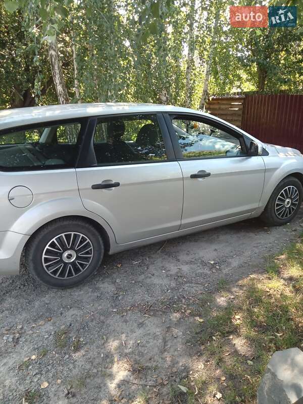 Универсал Ford Focus 2009 в 