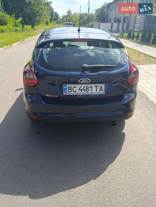 Седан Ford Focus 2011 в Шептицькому