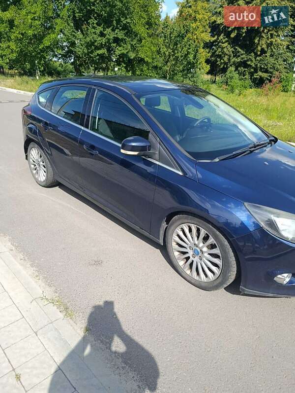 Седан Ford Focus 2011 в Шептицькому