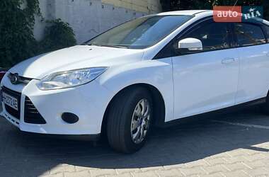 Хэтчбек Ford Focus 2013 в 