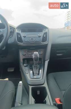 Седан Ford Focus 2017 в Киеве