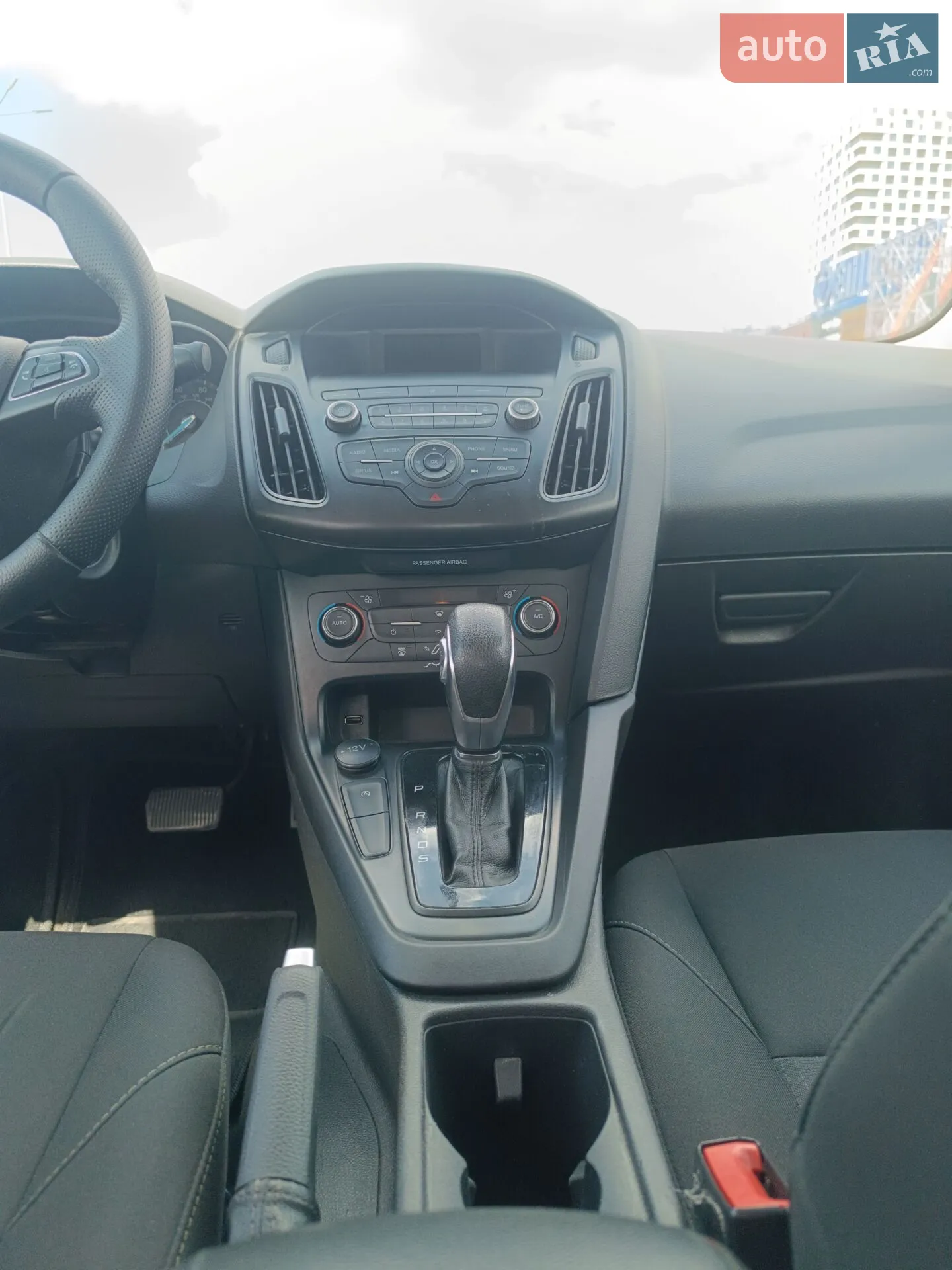 2017 Ford Focus - мініатюра 15