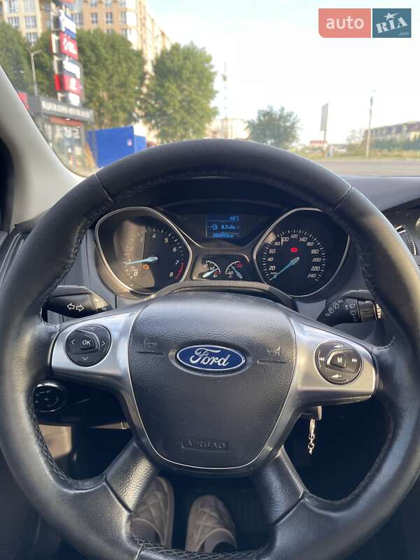 Хэтчбек Ford Focus 2014 в Киеве фото 23 Хэтчбек Ford Focus 2014 в Киеве