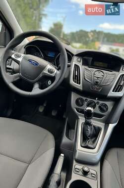 Универсал Ford Focus 2011 в 