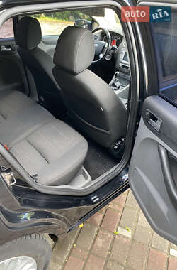 Универсал Ford Focus 2010 в 