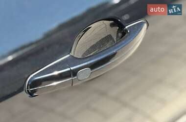 Хэтчбек Ford Focus 2013 в 