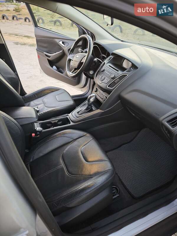 Хэтчбек Ford Focus 2016 в Николаеве фото 2 Хэтчбек Ford Focus 2016 в Николаеве