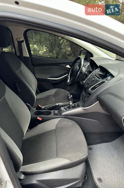 Универсал Ford Focus 2014 в 