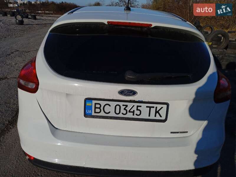 Хэтчбек Ford Focus 2016 в Львове
