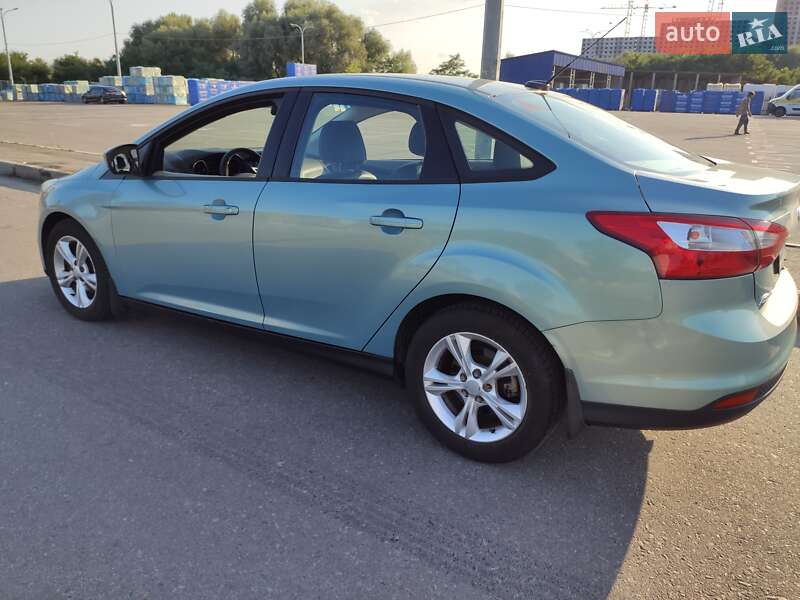 Седан Ford Focus 2012 в Киеве