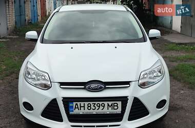 Хэтчбек Ford Focus 2013 в 
