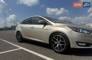 Седан Ford Focus 2017 в Киеве