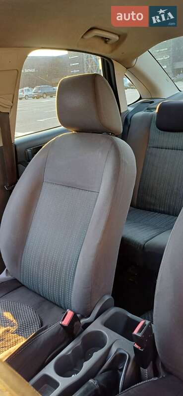 Седан Ford Focus 2005 в Киеве