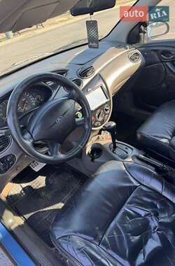 Седан Ford Focus 2000 в 