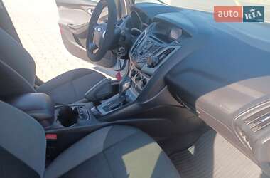 Седан Ford Focus 2014 в 