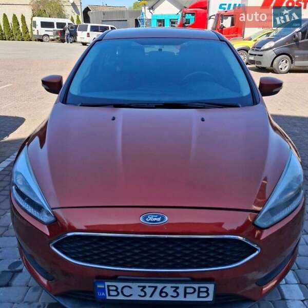 Хетчбек Ford Focus 2018 в 