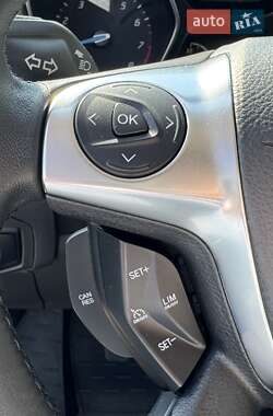 Хэтчбек Ford Focus 2013 в 