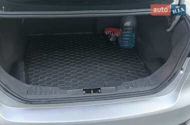 Седан Ford Focus 2015 в 