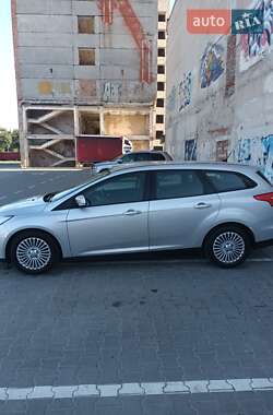 Универсал Ford Focus 2015 в 