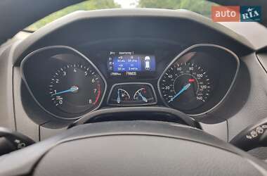 Хэтчбек Ford Focus 2017 в 