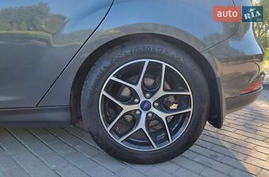 Хэтчбек Ford Focus 2017 в 