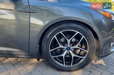 Хэтчбек Ford Focus 2017 в 