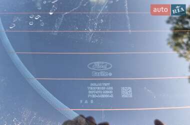Хэтчбек Ford Focus 2017 в 