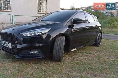 Хэтчбек Ford Focus 2017 в 