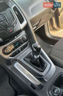 Универсал Ford Focus 2011 в 