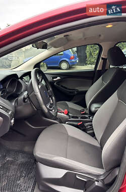 Седан Ford Focus 2013 в 
