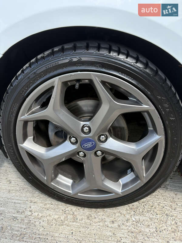 Хэтчбек Ford Focus 2013 в Броварах