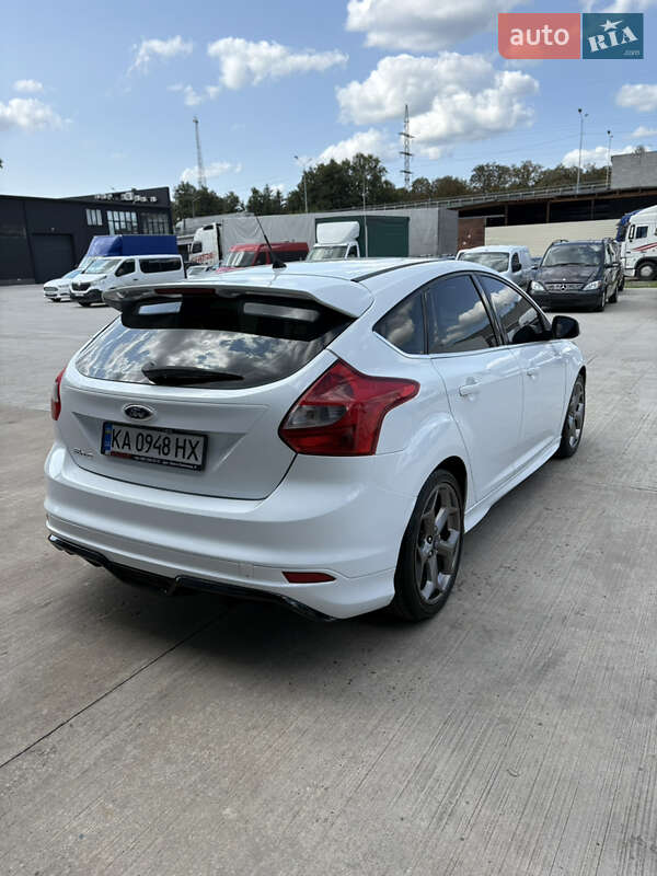 Хэтчбек Ford Focus 2013 в Броварах