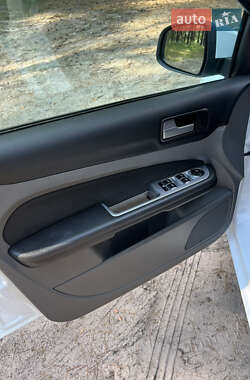 Универсал Ford Focus 2010 в 