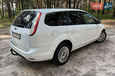 Универсал Ford Focus 2010 в 