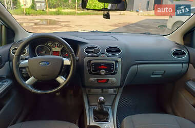 Универсал Ford Focus 2010 в 