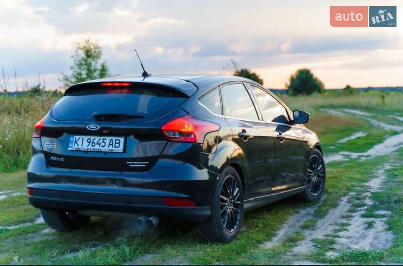 Хэтчбек Ford Focus 2015 в Белогородке