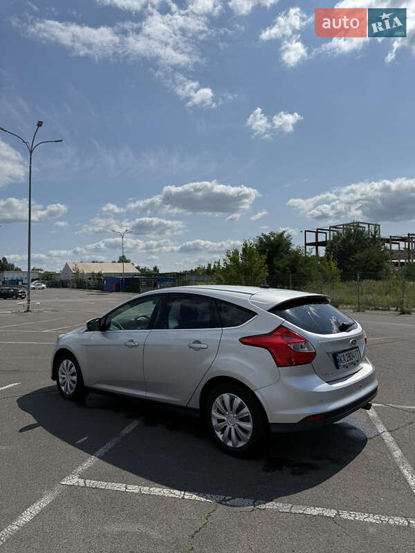 Ford Focus 2011